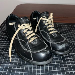 Canper women’s sneakers black leather cream topstitching and laces vintage 39